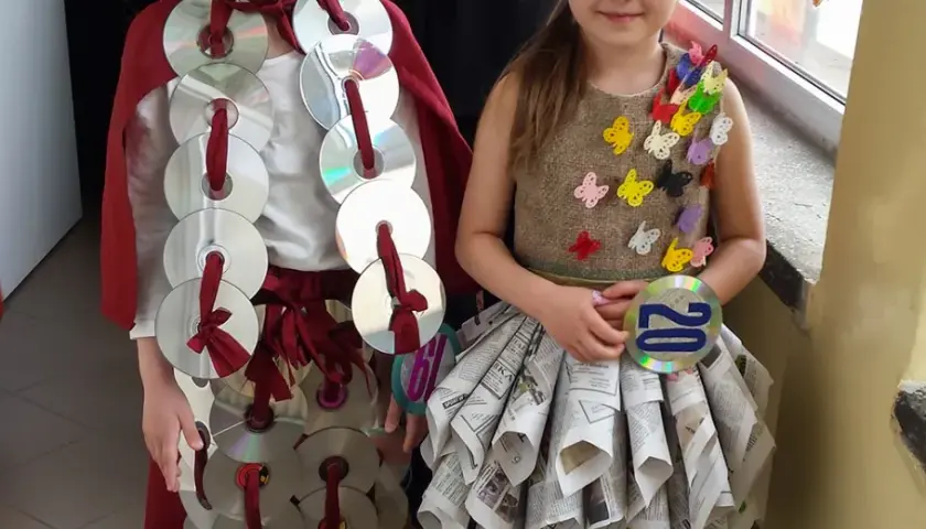 Jak zrobić ekologiczny strój dla dziewczynki – proste pomysły z recyklingu
